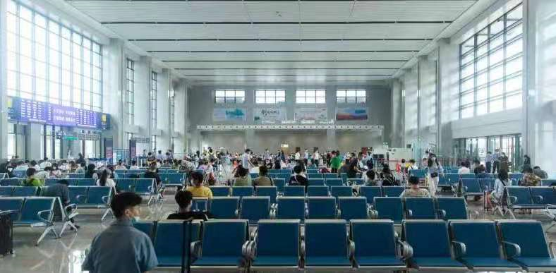 搭乘“高铁快车”,跑出“阳新速度”武九客专阳新南站房开通运营