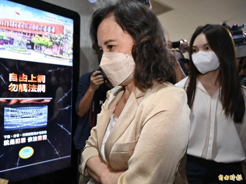 前柯文哲市长办公室主任谢明珠被约谈作证。(记者陈逸宽摄) 前柯文哲市长办公室主任谢明珠被约谈作证。(记者陈逸宽摄)
