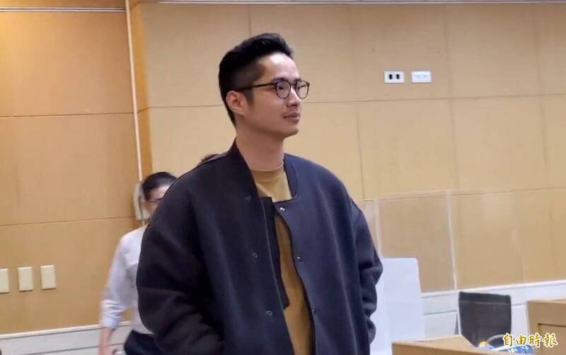 在押律师郑鸿威今获北院裁定500万元交保。(资料照) 在押律师郑鸿威今获北院裁定500万元交保。(资料照)