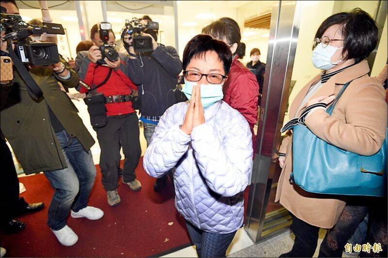 前国民党台北市议员赖素如今天假释出狱,图为2020年底发监执行画面。(资料照) 前国民党台北市议员赖素如今天假释出狱,图为2020年底发监执行画面。(资料照)