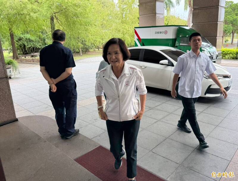 宜兰地院审理宜兰县长林姿妙涉贪案,林姿妙今天出庭答辩。(记者王峻祺摄) 宜兰地院审理宜兰县长林姿妙涉贪案,林姿妙今天出庭答辩。(记者王峻祺摄)