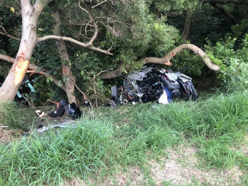 驾驶Audi轿车的华航副机师张祖良,在国道上与开BMW的冯育屏竞速身亡,冯男2罪合并应执行3年6月刑期。可上诉。 (资料照) 驾驶Audi轿车的华航副机师张祖良,在国道上与开BMW的冯育屏竞速身亡,冯男2罪合并应执行3年6月刑期。可上诉。 (资料照)