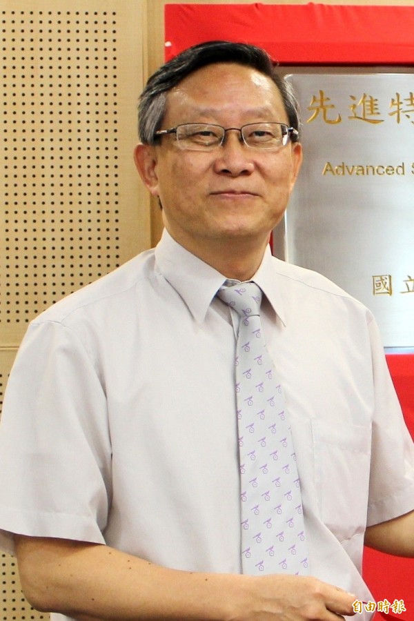 清华大学校长贺陈弘认为,需要建立中研院的整体监管机。(资料照,清大提供) 清华大学校长贺陈弘认为,需要建立中研院的整体监管机。(资料照,清大提供)