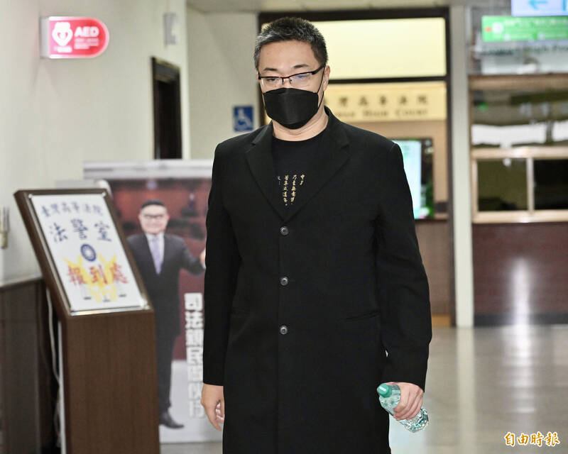 名嘴朱学恒涉猥亵台北市议员钟沛君17日高院二审出庭。(记者涂建荣摄) 名嘴朱学恒涉猥亵台北市议员钟沛君17日高院二审出庭。(记者涂建荣摄)