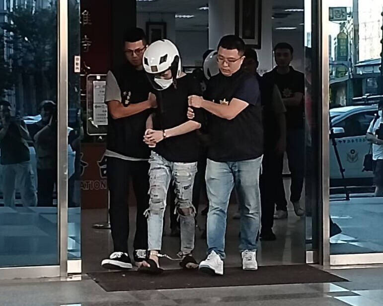 检方今晚以刘姓3人涉杀人等罪,向法院声请羁押禁见。(民众提供) 检方今晚以刘姓3人涉杀人等罪,向法院声请羁押禁见。(民众提供)